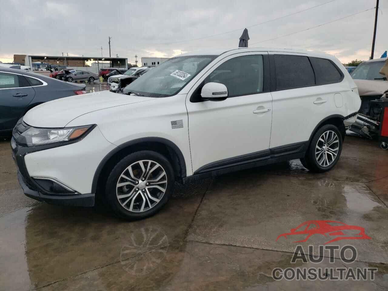 MITSUBISHI OUTLANDER 2018 - JA4AD3A36JZ022174