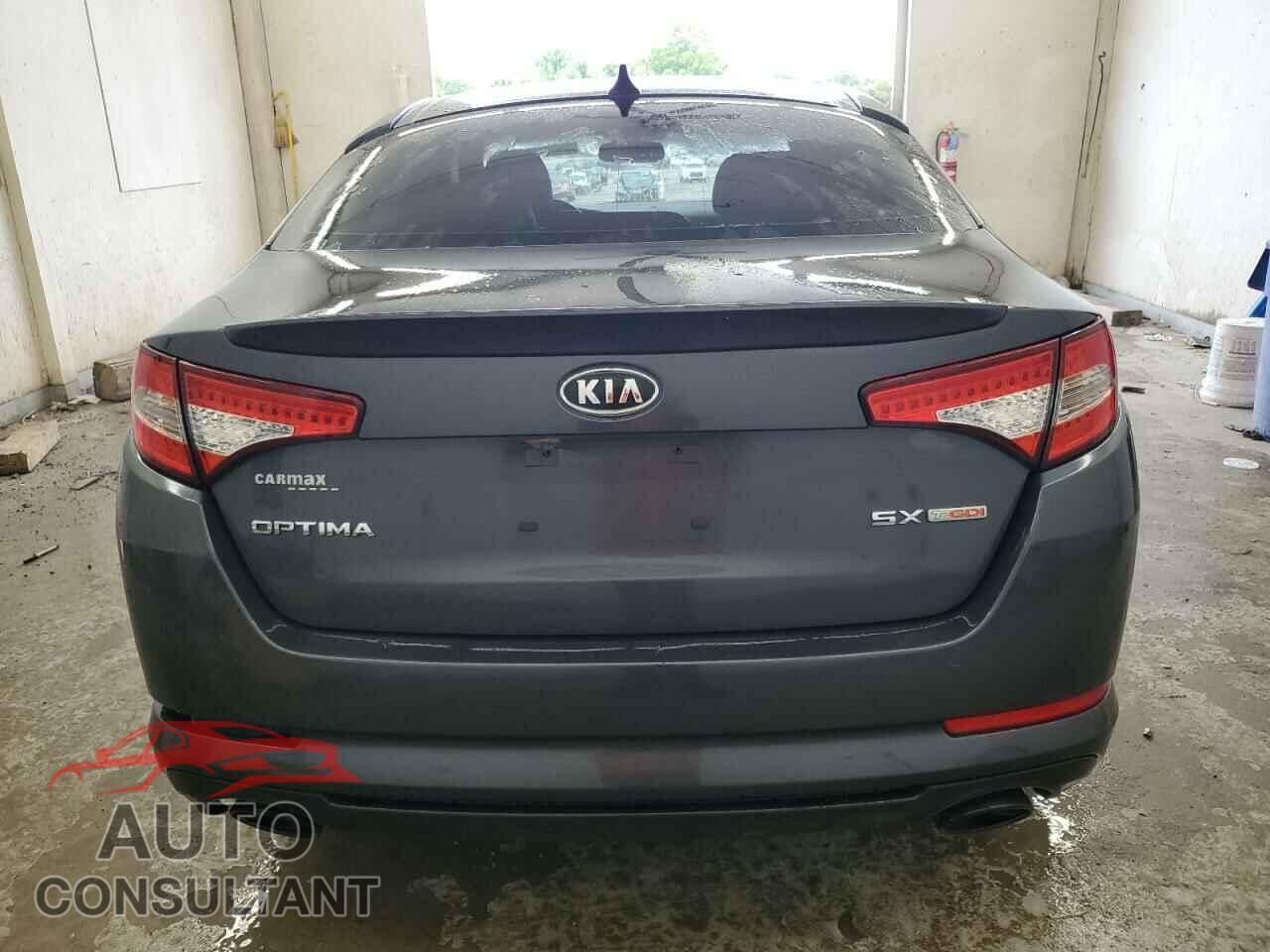 KIA OPTIMA 2011 - KNAGR4A65B5090425