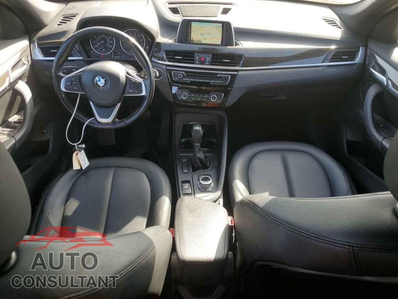 BMW X1 2017 - WBXHT3C32H5F85699