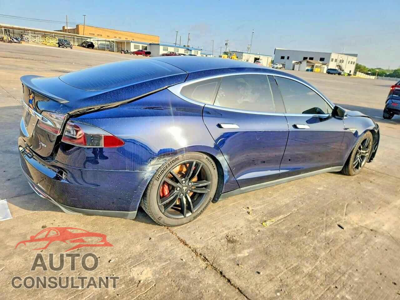 TESLA MODEL S 2013 - 5YJSA1DP2DFP27697