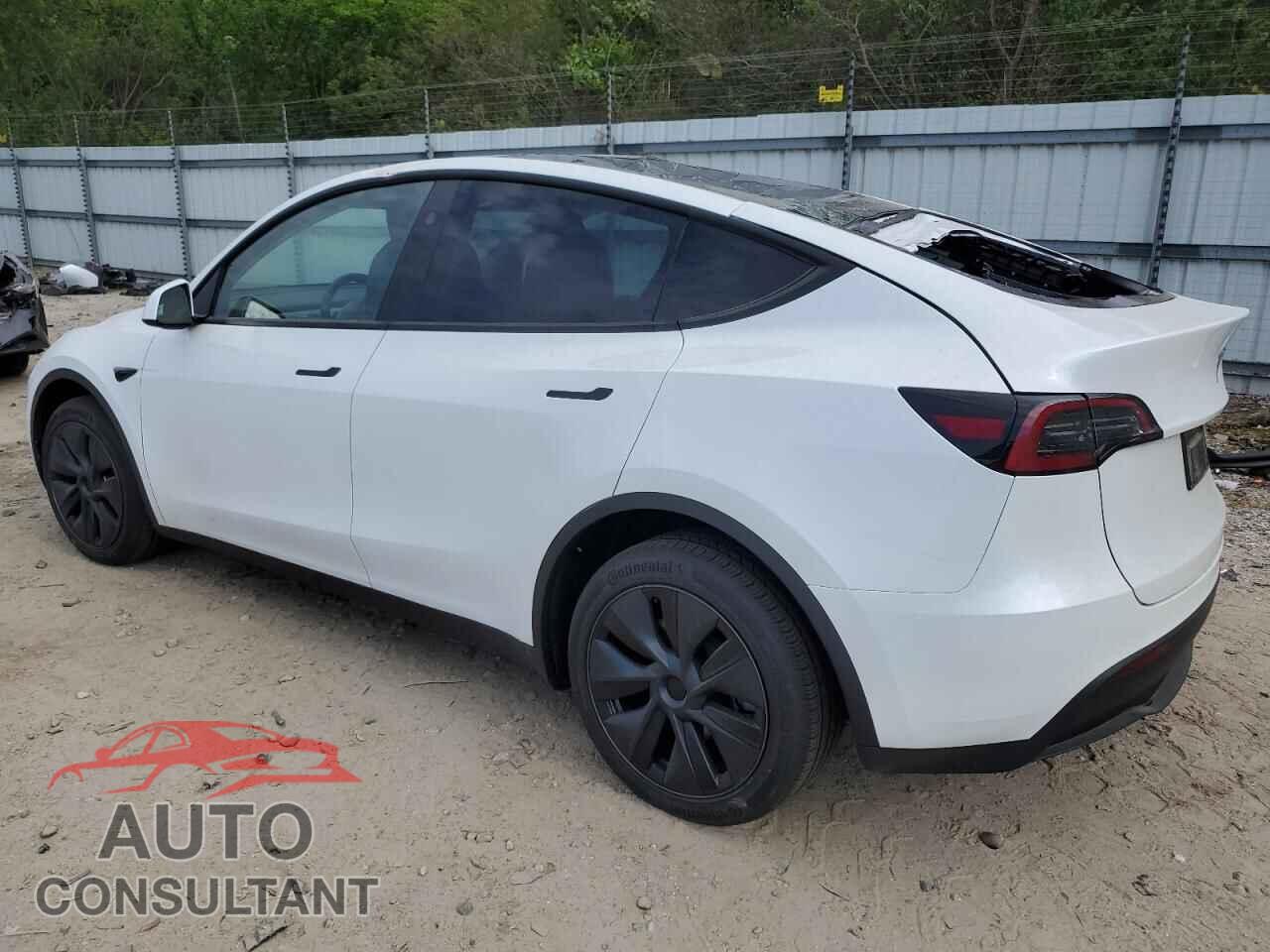 TESLA MODEL Y 2024 - 7SAYGDEE2RF202320