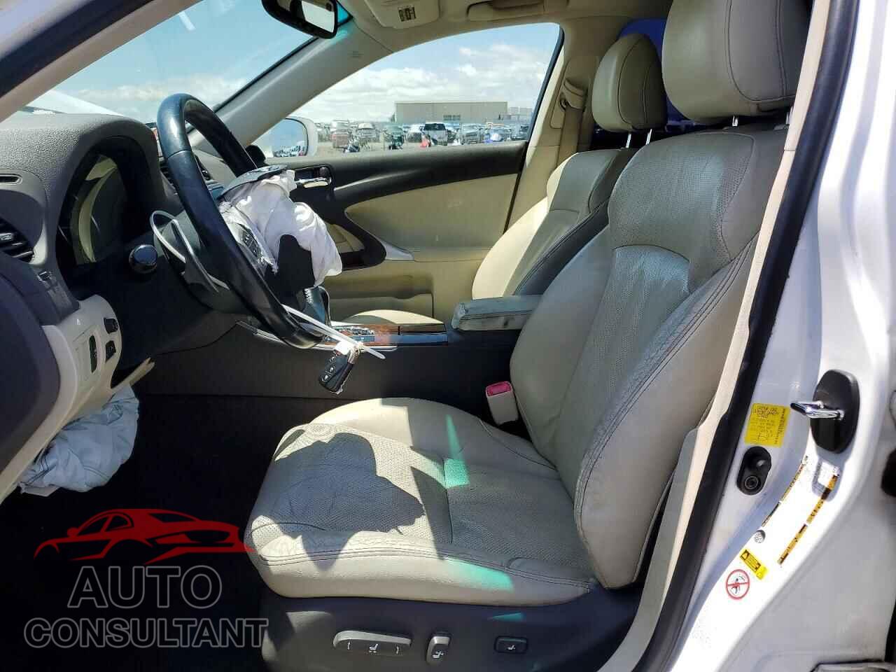 LEXUS IS 2013 - JTHBF5C22D5188237