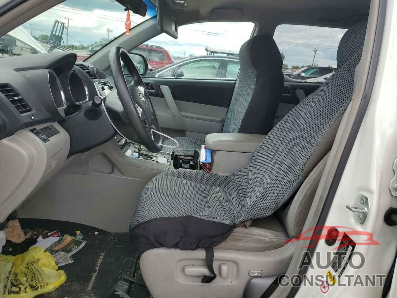 TOYOTA HIGHLANDER 2013 - 5TDBK3EH5DS225228
