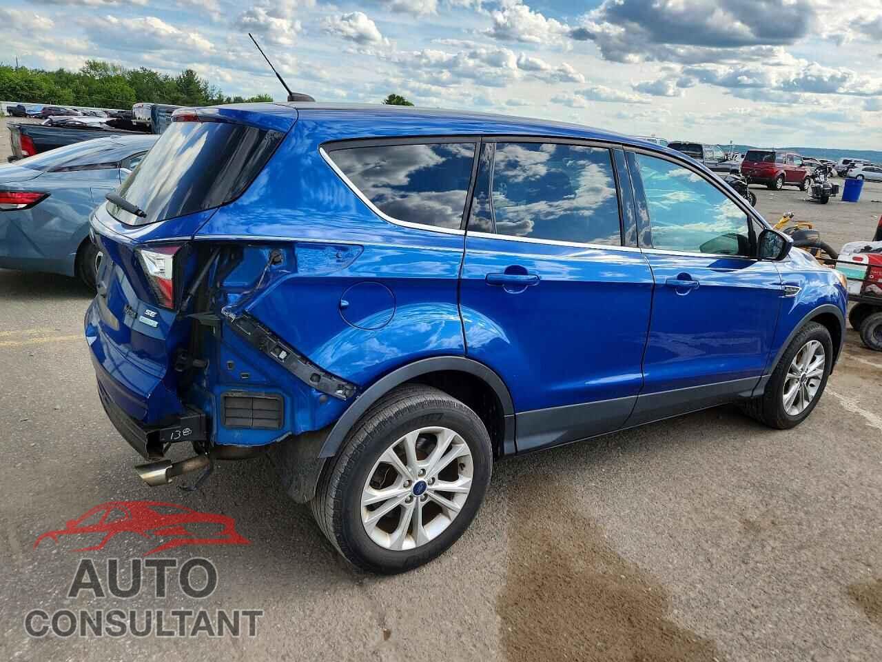 FORD ESCAPE 2017 - 1FMCU0GD0HUE83421