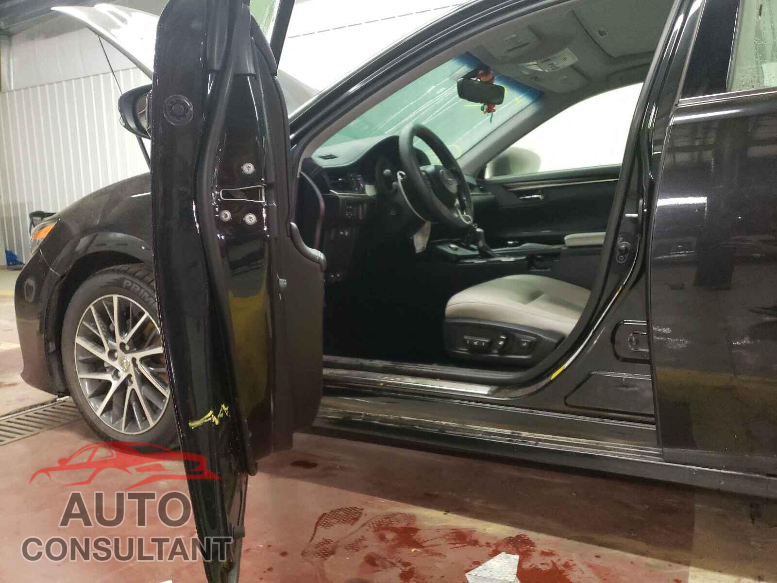 LEXUS ES350 2016 - JTHBK1GG5G2217455
