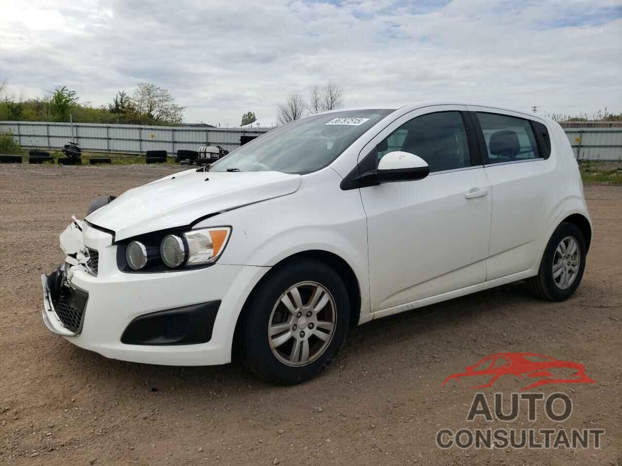 CHEVROLET SONIC 2013 - 1G1JC6SH1D4247956