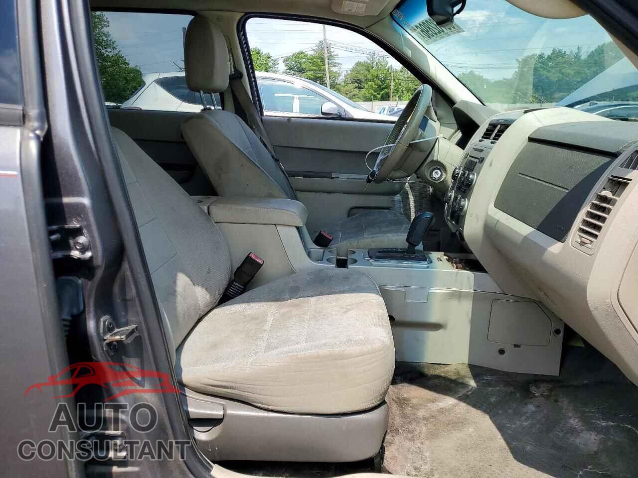 FORD ESCAPE 2012 - 1FMCU9D71CKB99433