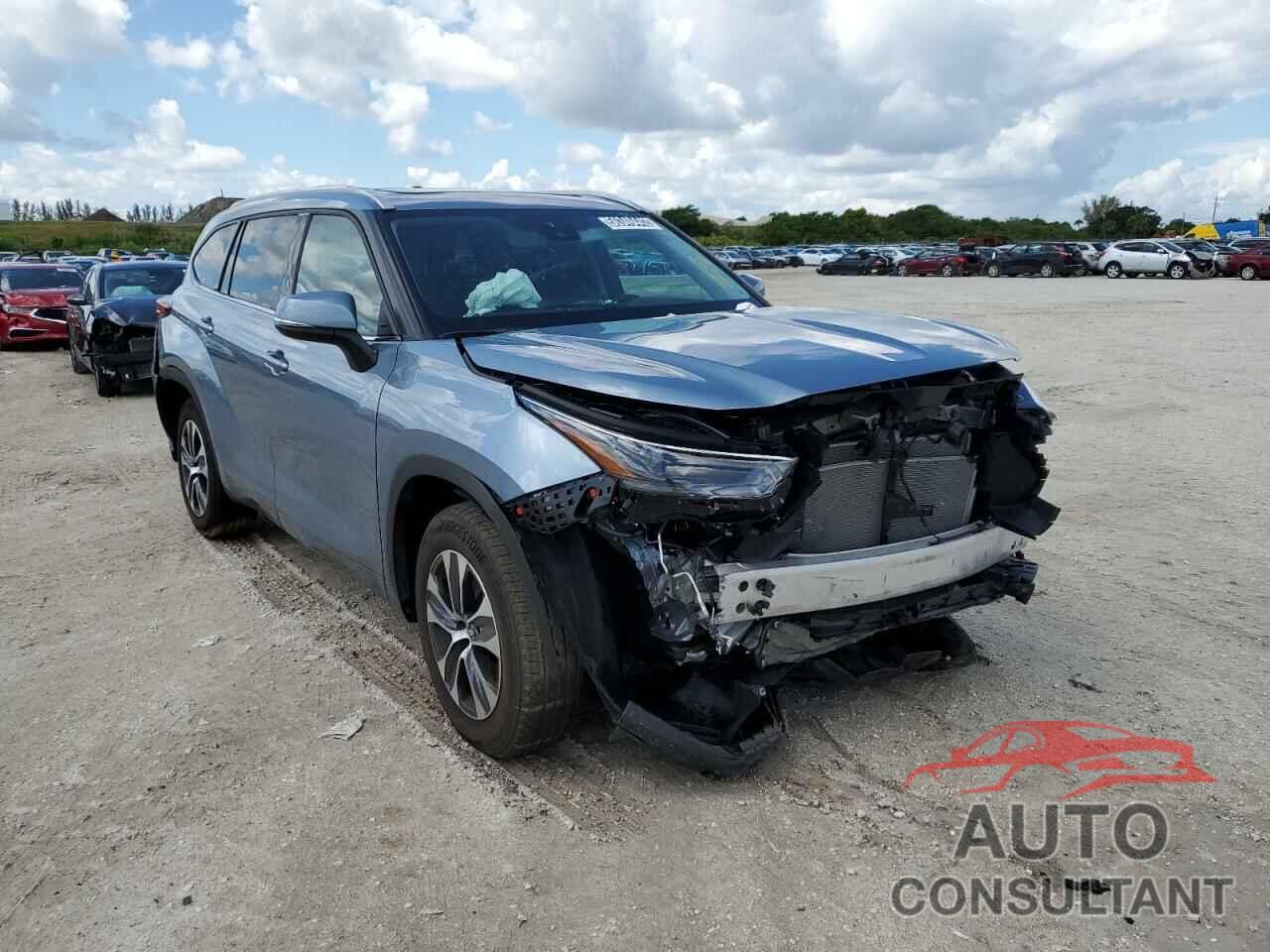 TOYOTA HIGHLANDER 2022 - 5TDGZRAH4NS092862