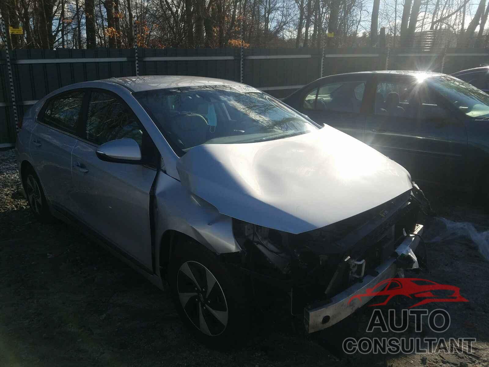 HYUNDAI IONIQ 2017 - KMHC75LC1HU053835