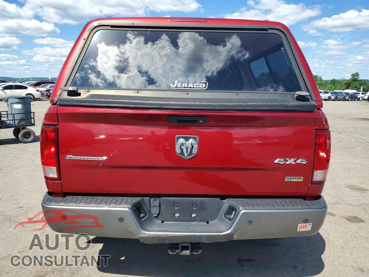 DODGE RAM 1500 2012 - 1C6RD7LP8CS267593
