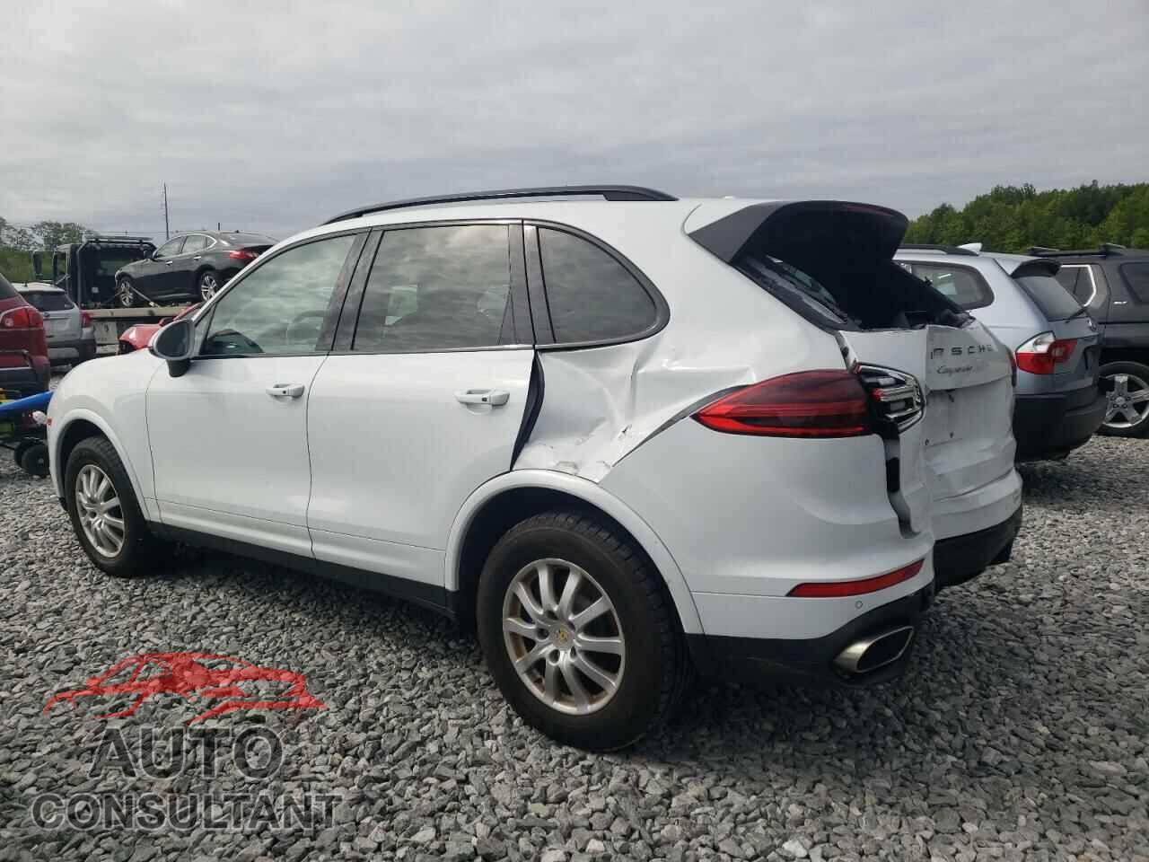 PORSCHE CAYENNE 2017 - WP1AA2A23HKA87999