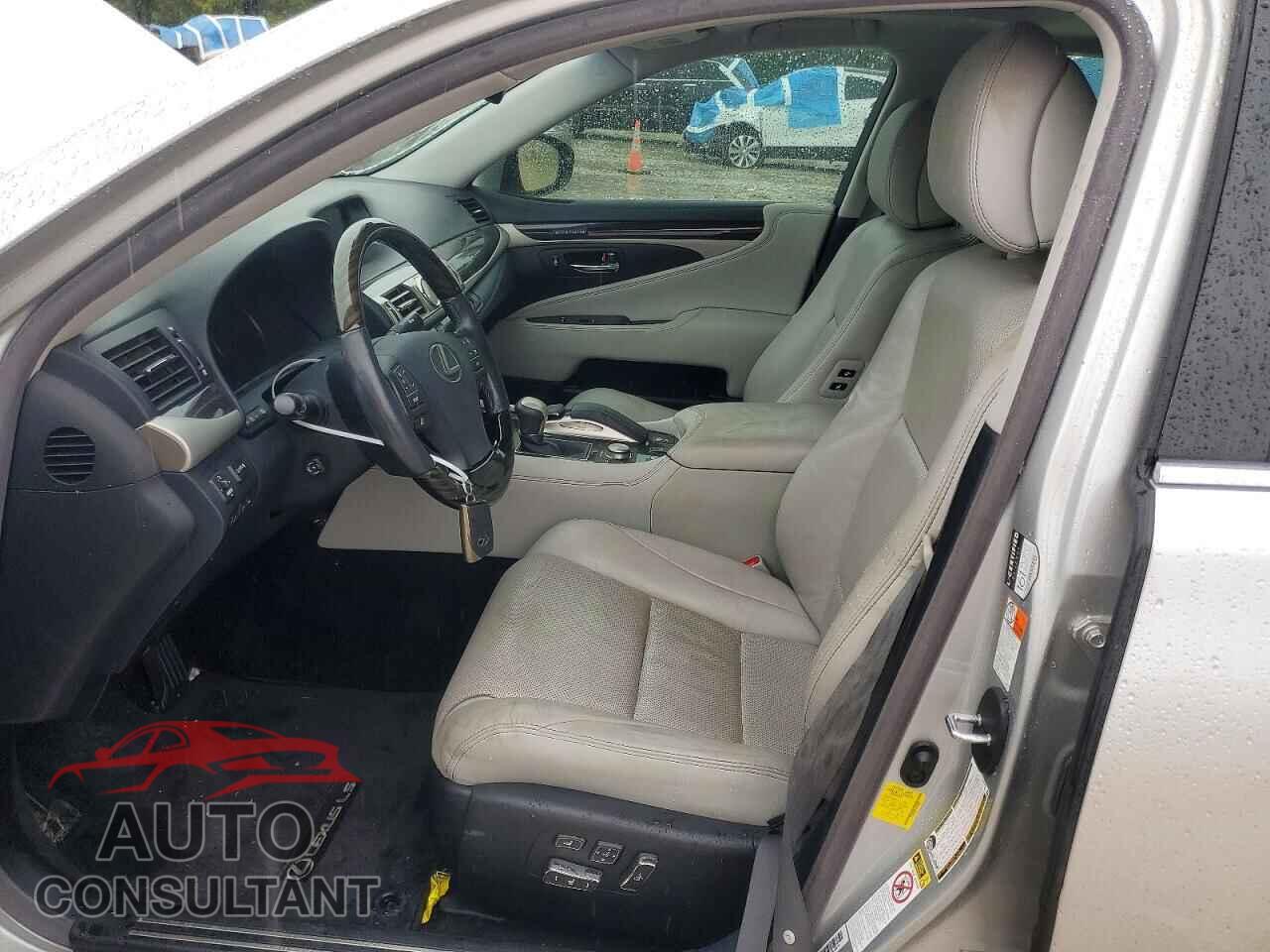 LEXUS LS460 2016 - JTHBL5EF9G5142899