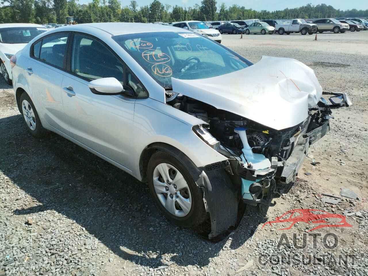 KIA FORTE 2018 - 3KPFK4A78JE167853