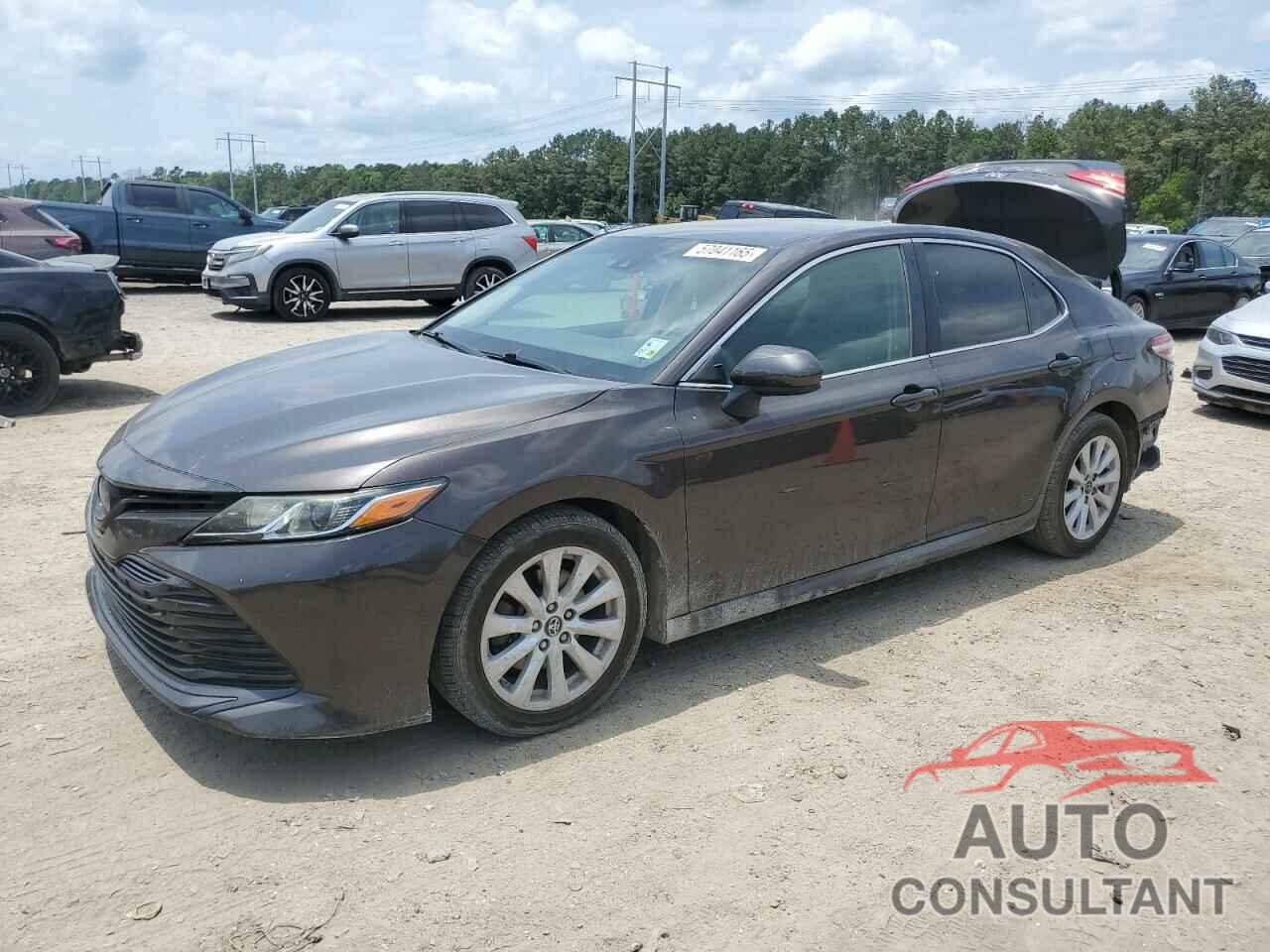 TOYOTA CAMRY 2018 - 4T1B11HK8JU594845