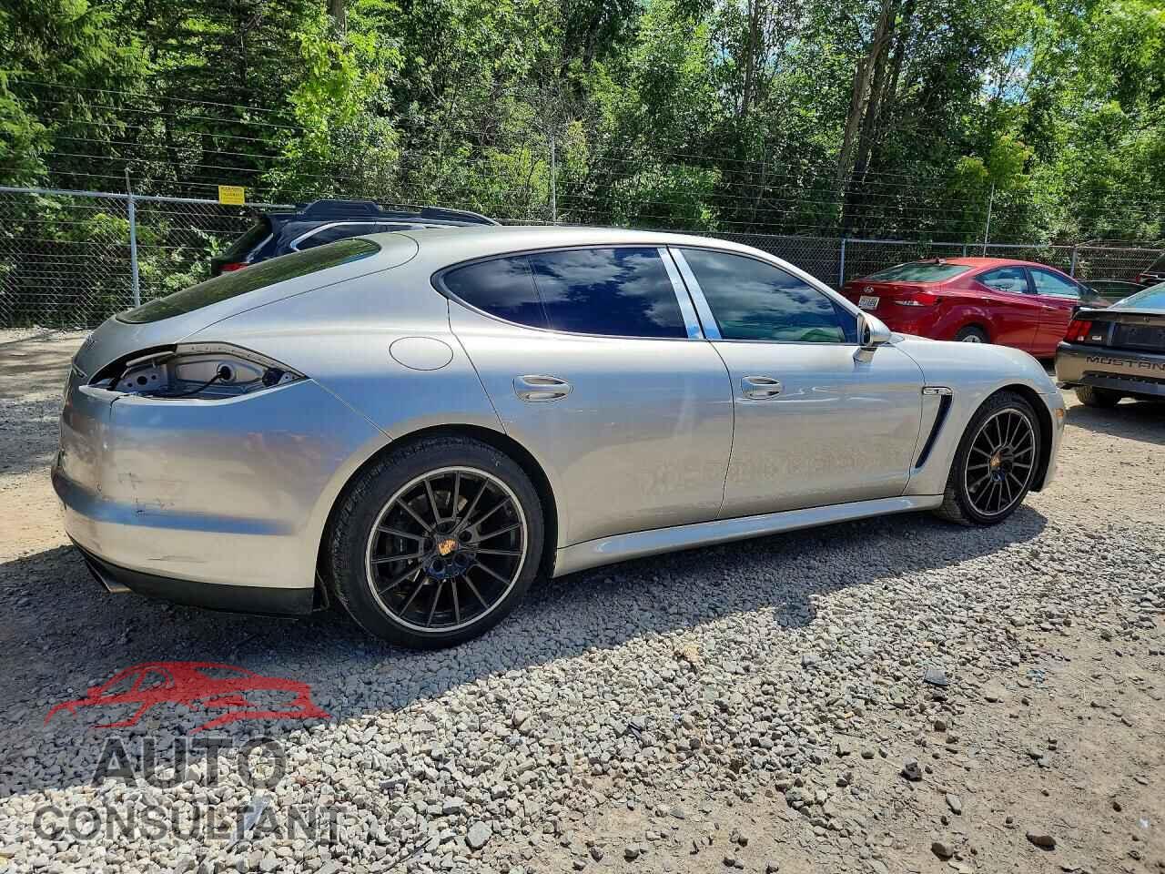 PORSCHE PANAMERA 2012 - WP0AA2A72CL018852