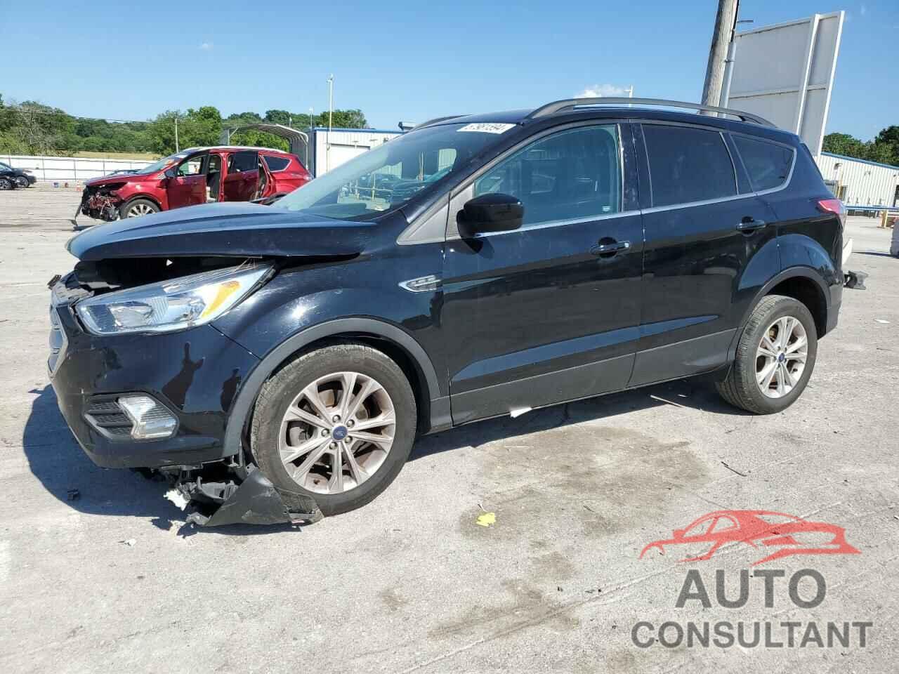 FORD ESCAPE 2018 - 1FMCU0GD1JUC46930