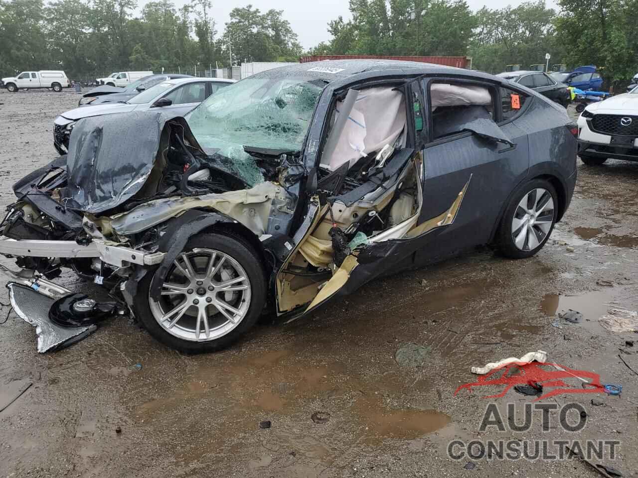 TESLA MODEL Y 2023 - 7SAYGAEE9PF750276