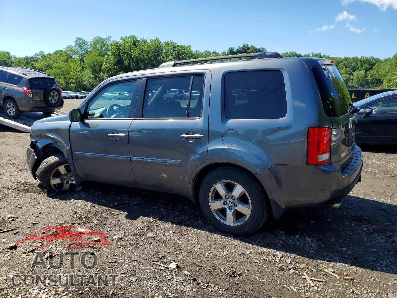 HONDA PILOT 2011 - 5FNYF4H43BB021395