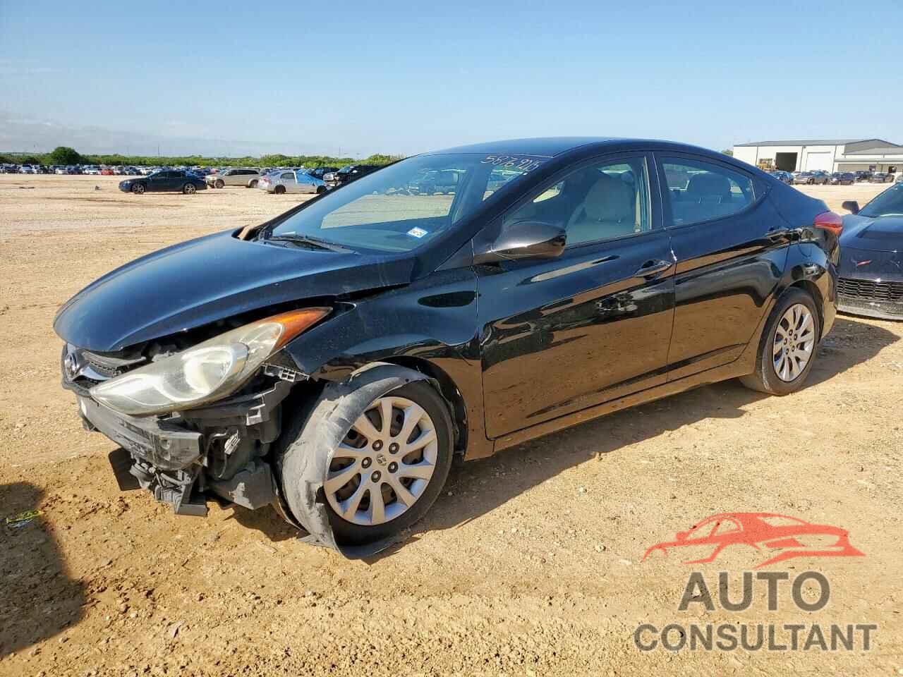 HYUNDAI ELANTRA 2013 - KMHDH4AE1DU530662