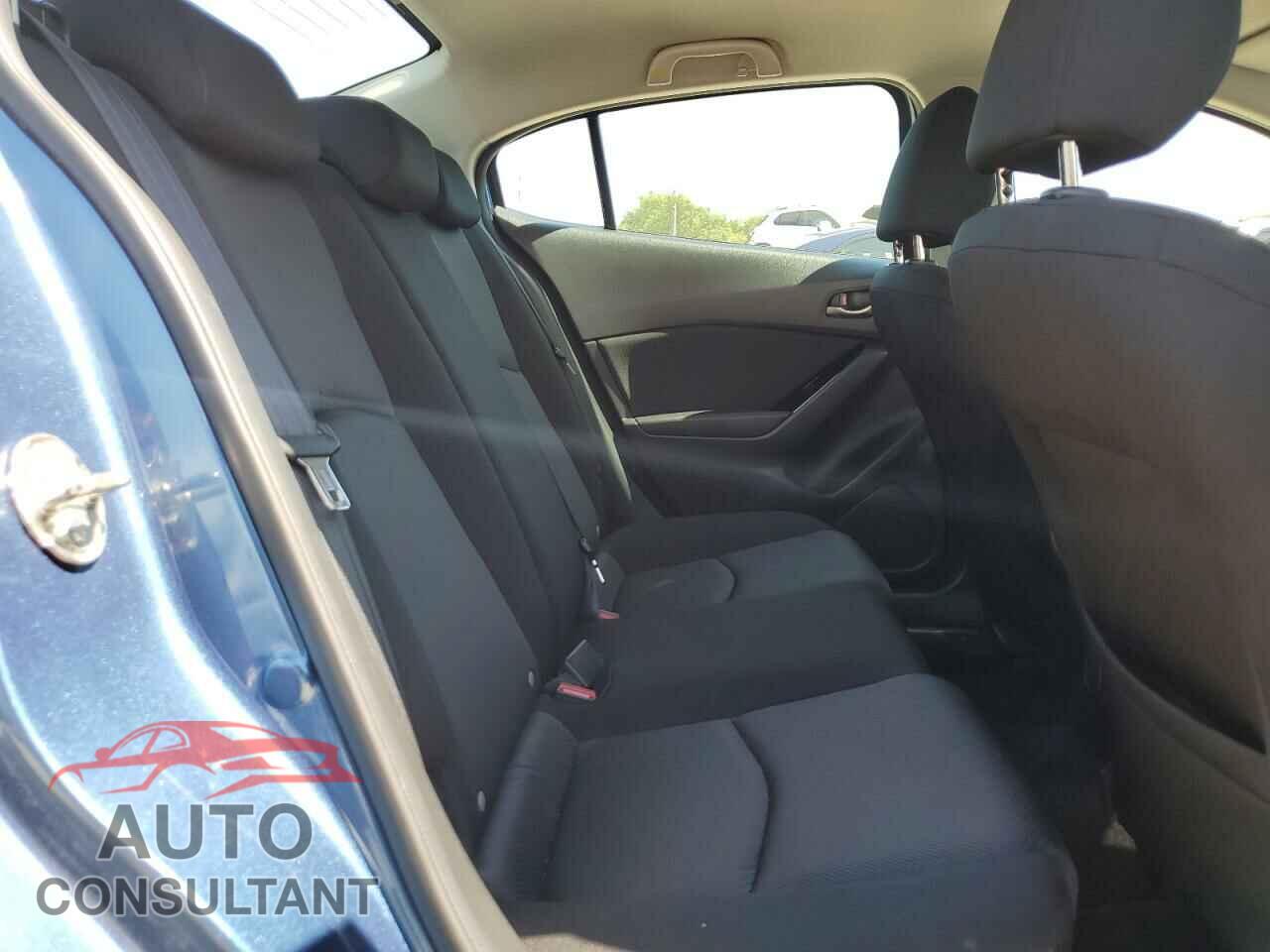 MAZDA 3 2017 - 3MZBN1U79HM135734