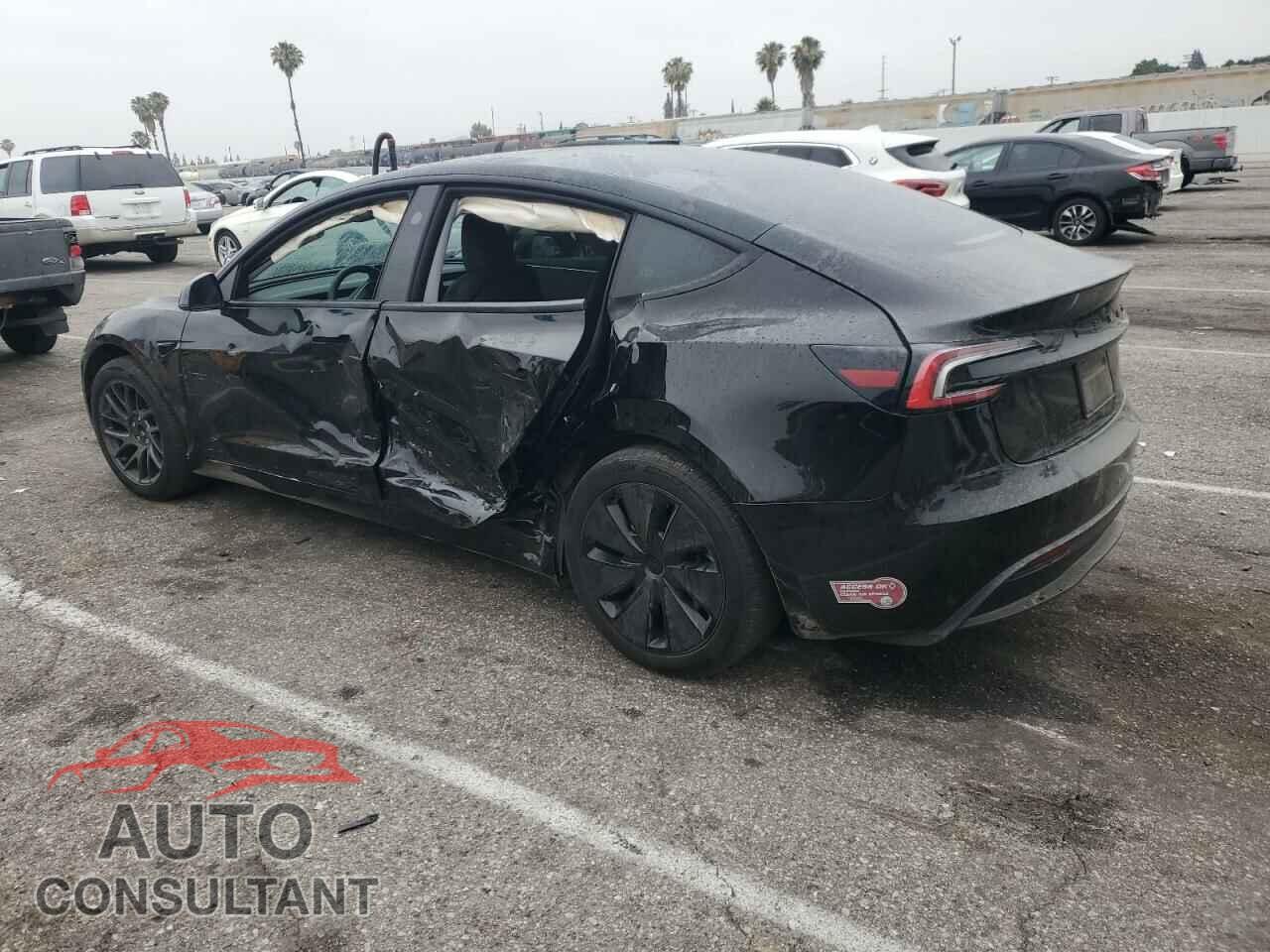 TESLA MODEL 3 2024 - 5YJ3E1EA3RF740372