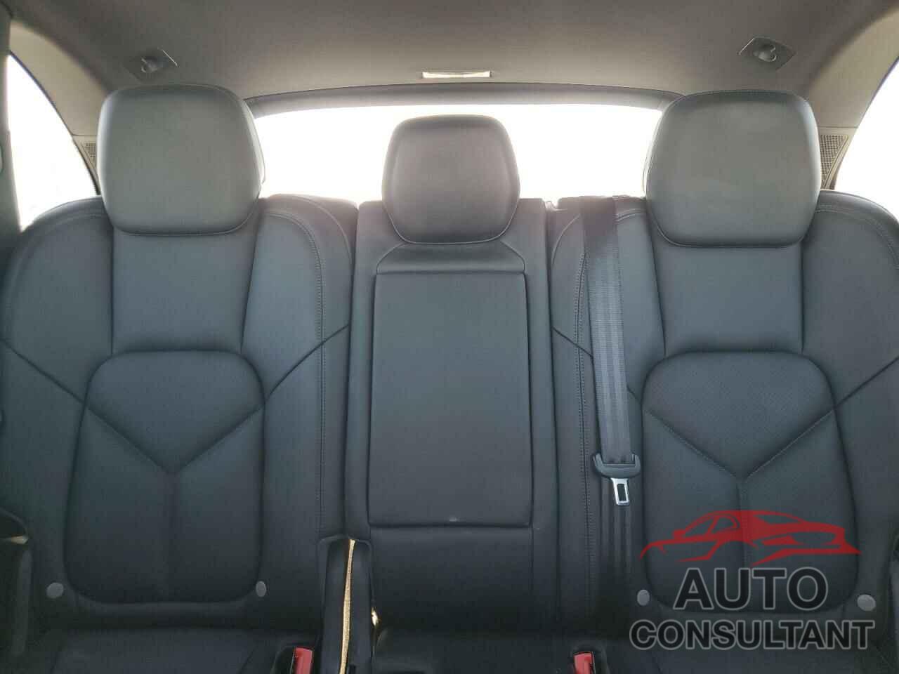 PORSCHE CAYENNE 2016 - WP1AE2A22GLA64260