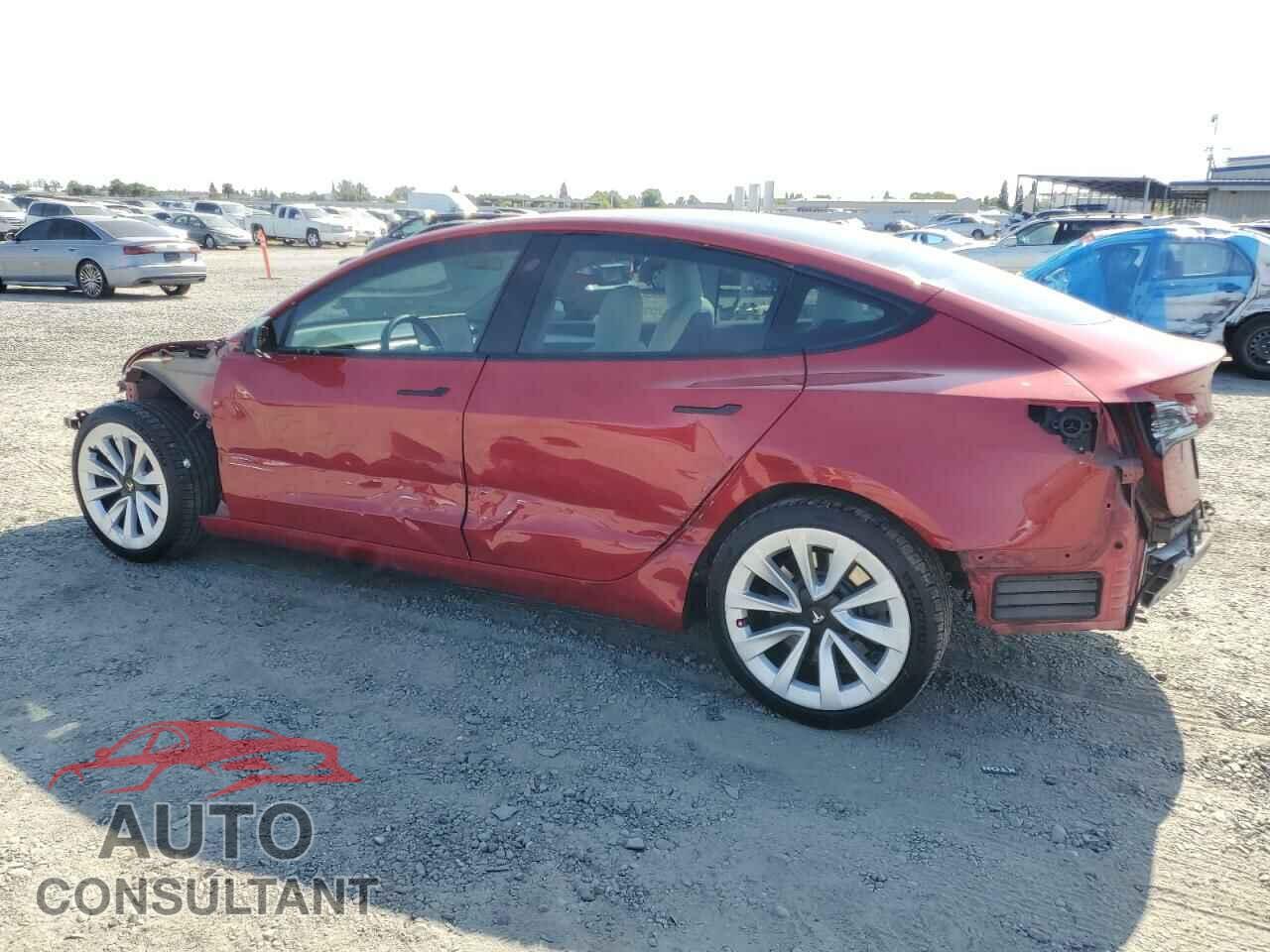 TESLA MODEL 3 2021 - 5YJ3E1EA4MF068511