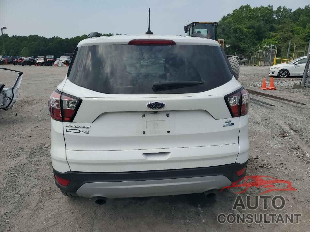 FORD ESCAPE 2018 - 1FMCU9GD0JUA93901