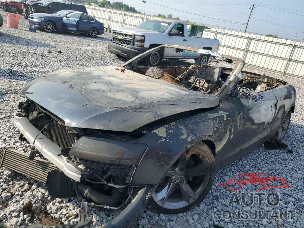AUDI A5 2011 - WAULFAFH0BN012179