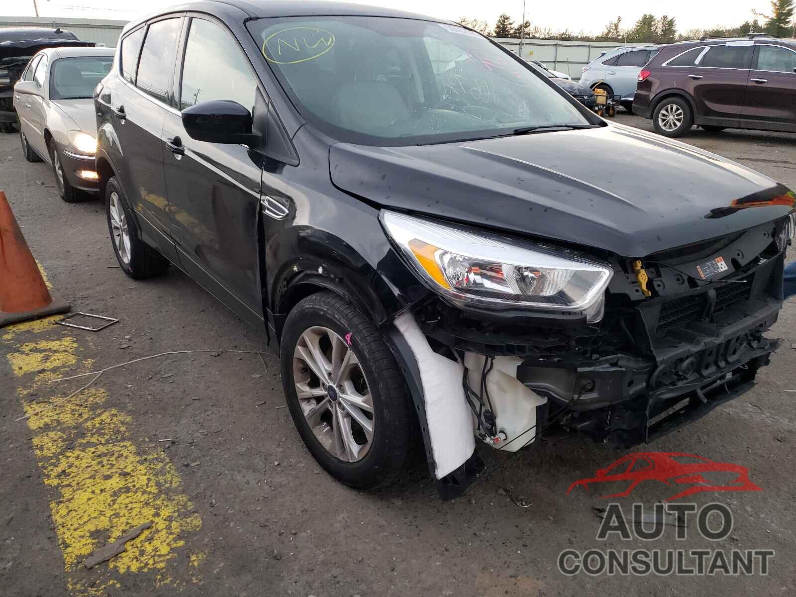 FORD ESCAPE 2017 - 1FMCU9GD7HUB30243