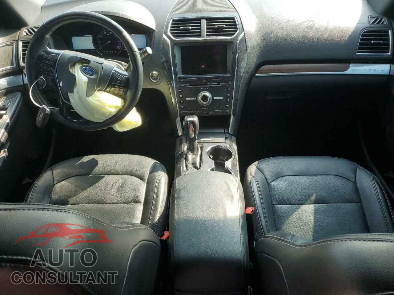 FORD EXPLORER 2018 - 1FM5K8F82JGB57691