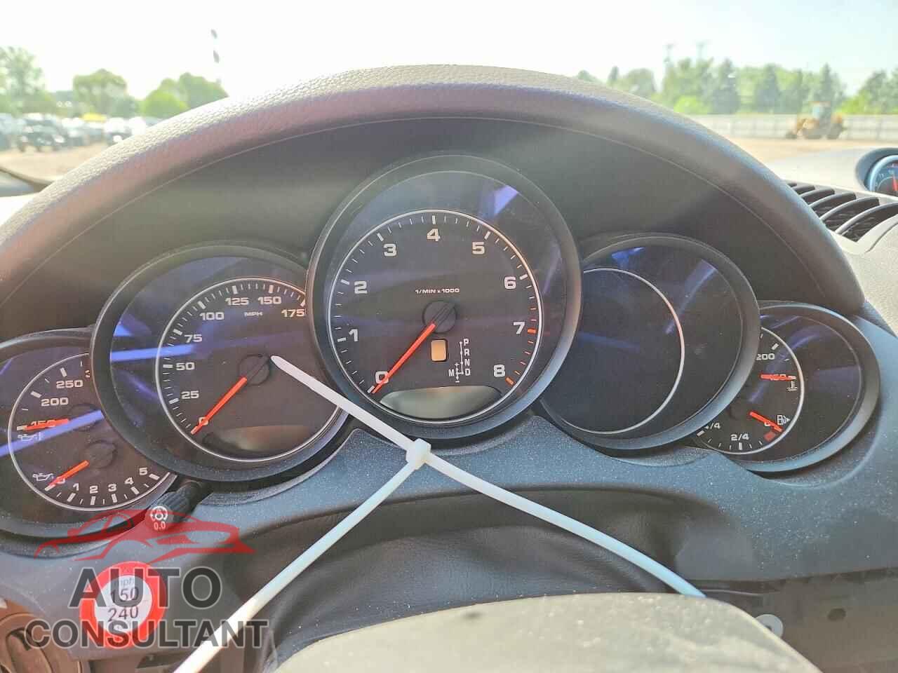 PORSCHE CAYENNE 2016 - WP1AA2A27GLA10898