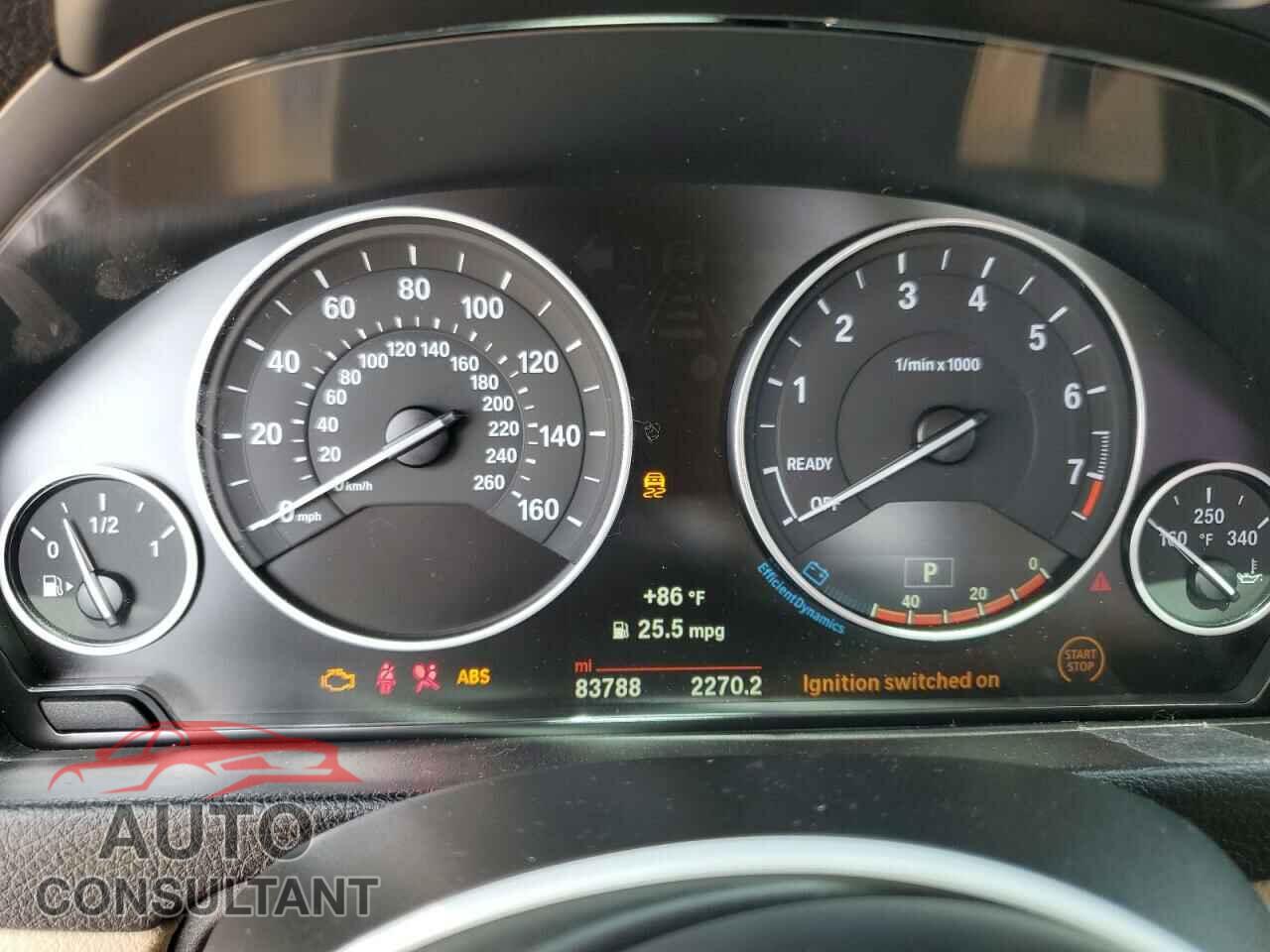 BMW 3 SERIES 2016 - WBA8E1G52GNU10319