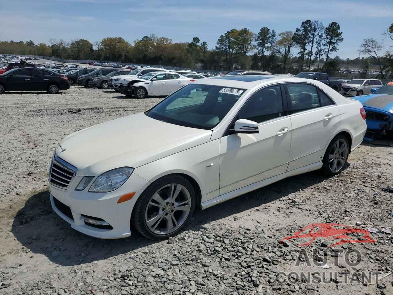 MERCEDES-BENZ E-CLASS 2012 - WDDHF5KB3CA640172