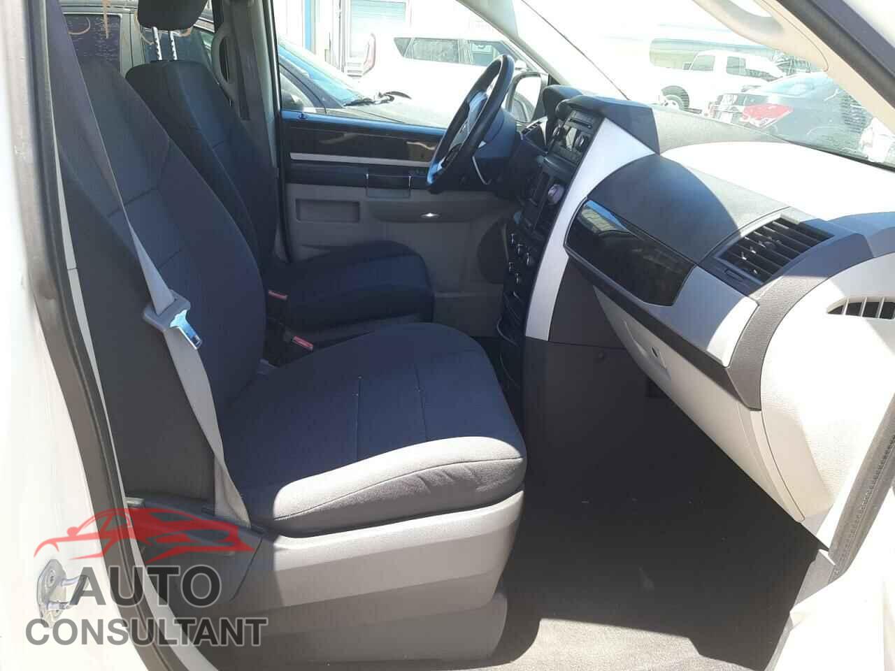 DODGE CARAVAN 2010 - 2D4RN5D12AR135368