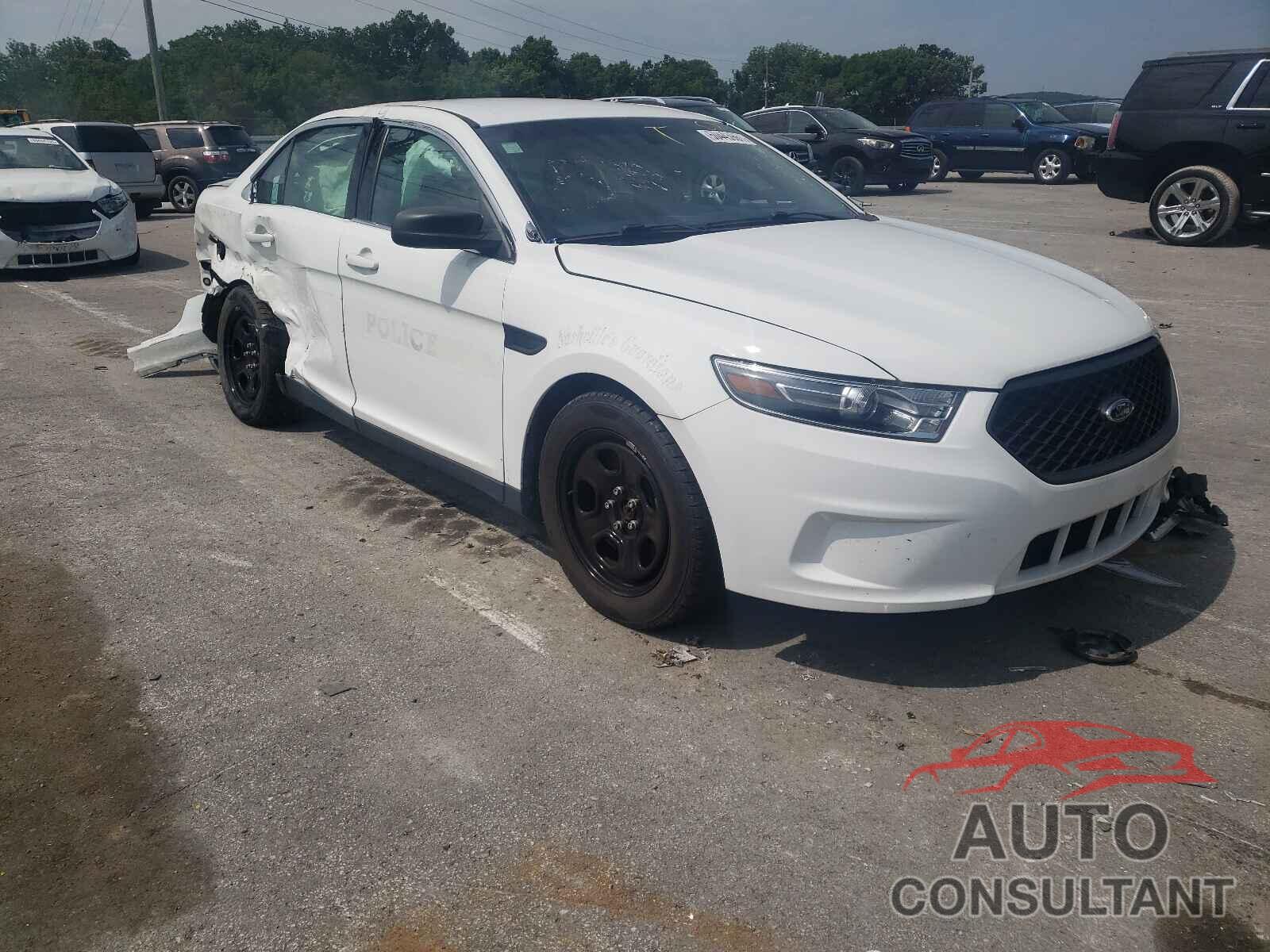 FORD TAURUS 2018 - 1FAHP2L83JG112558