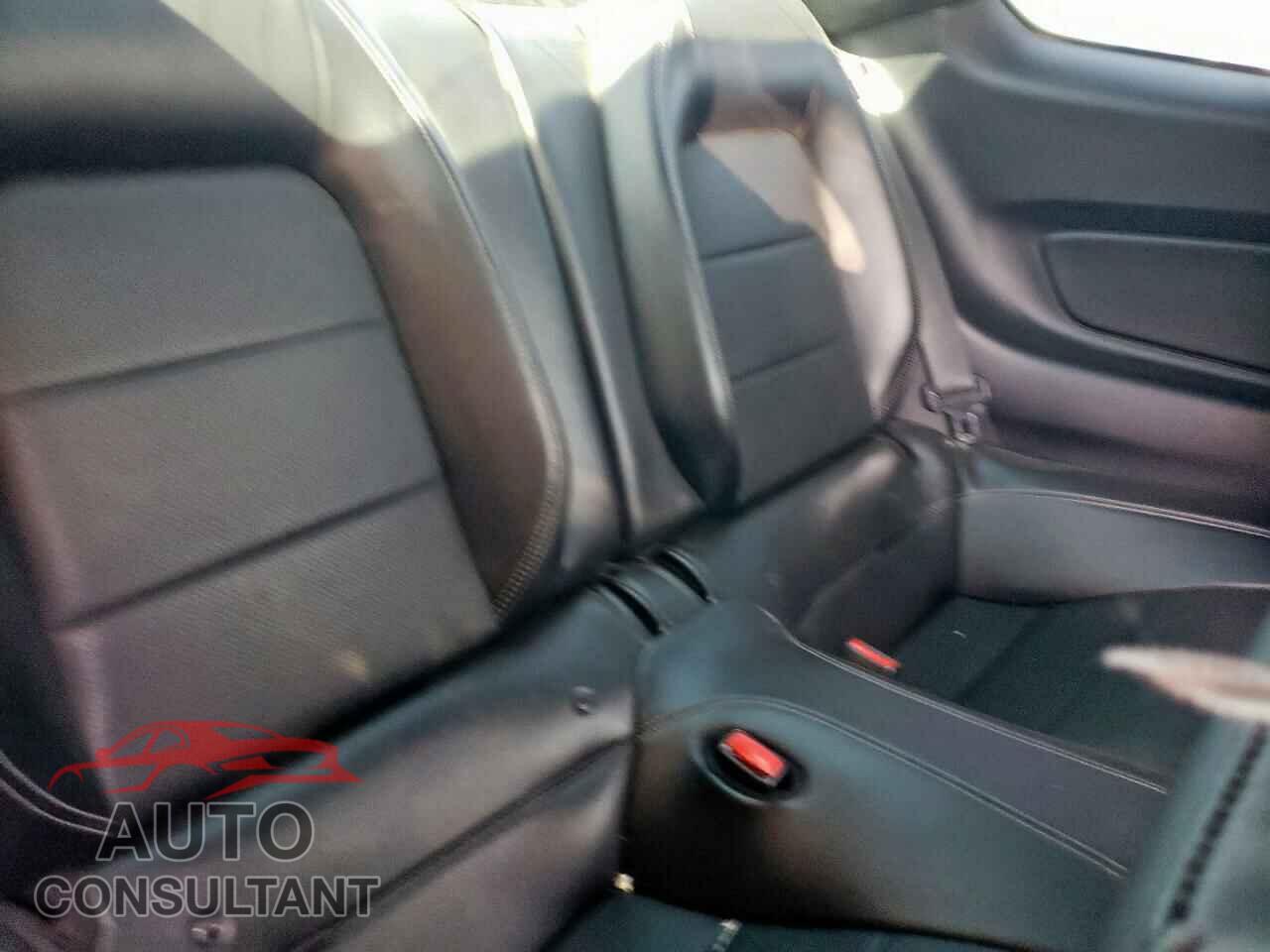 FORD MUSTANG 2017 - 1FA6P8CF9H5266934
