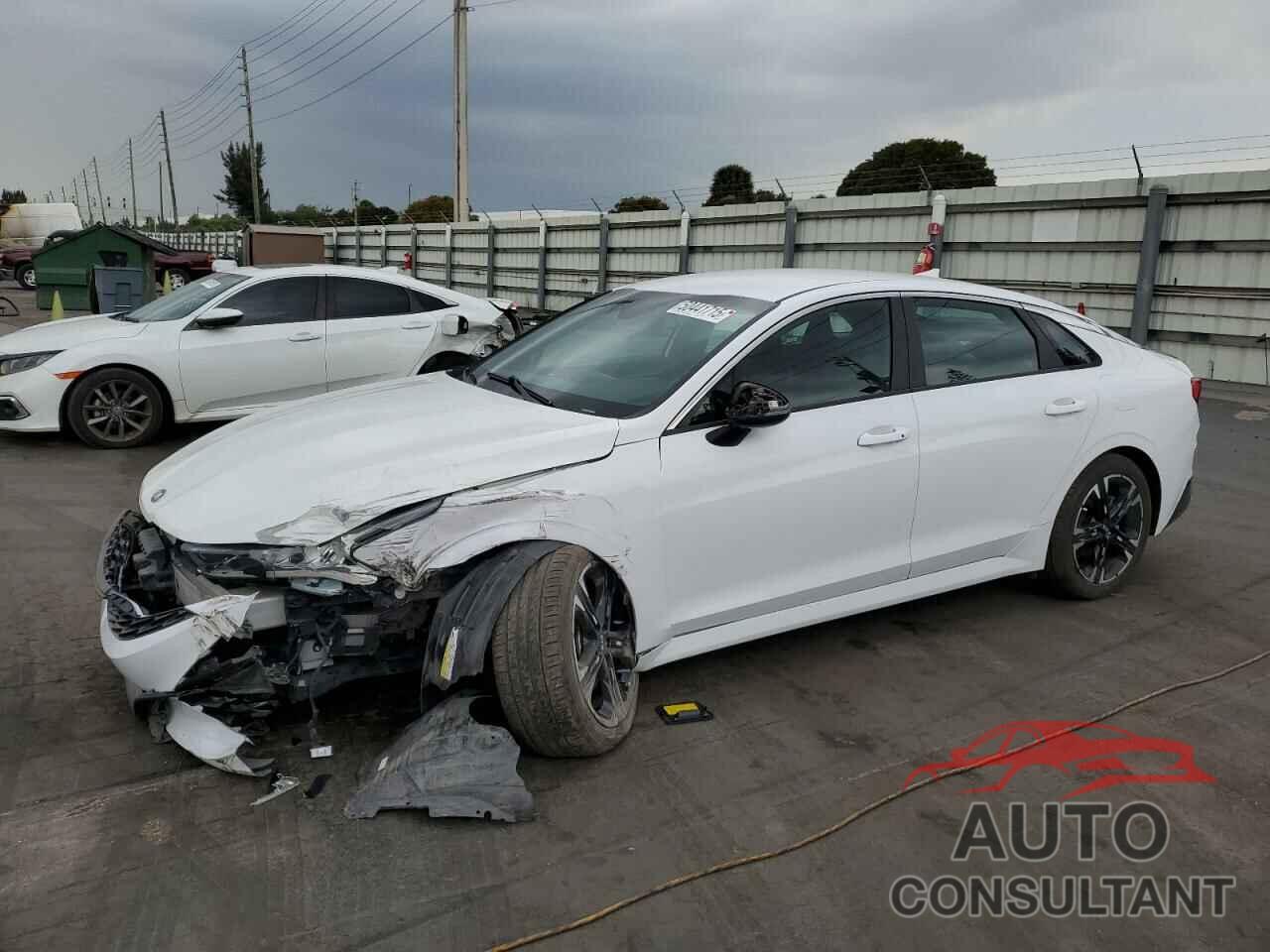 KIA K5 2021 - 5XXG64J26MG063063