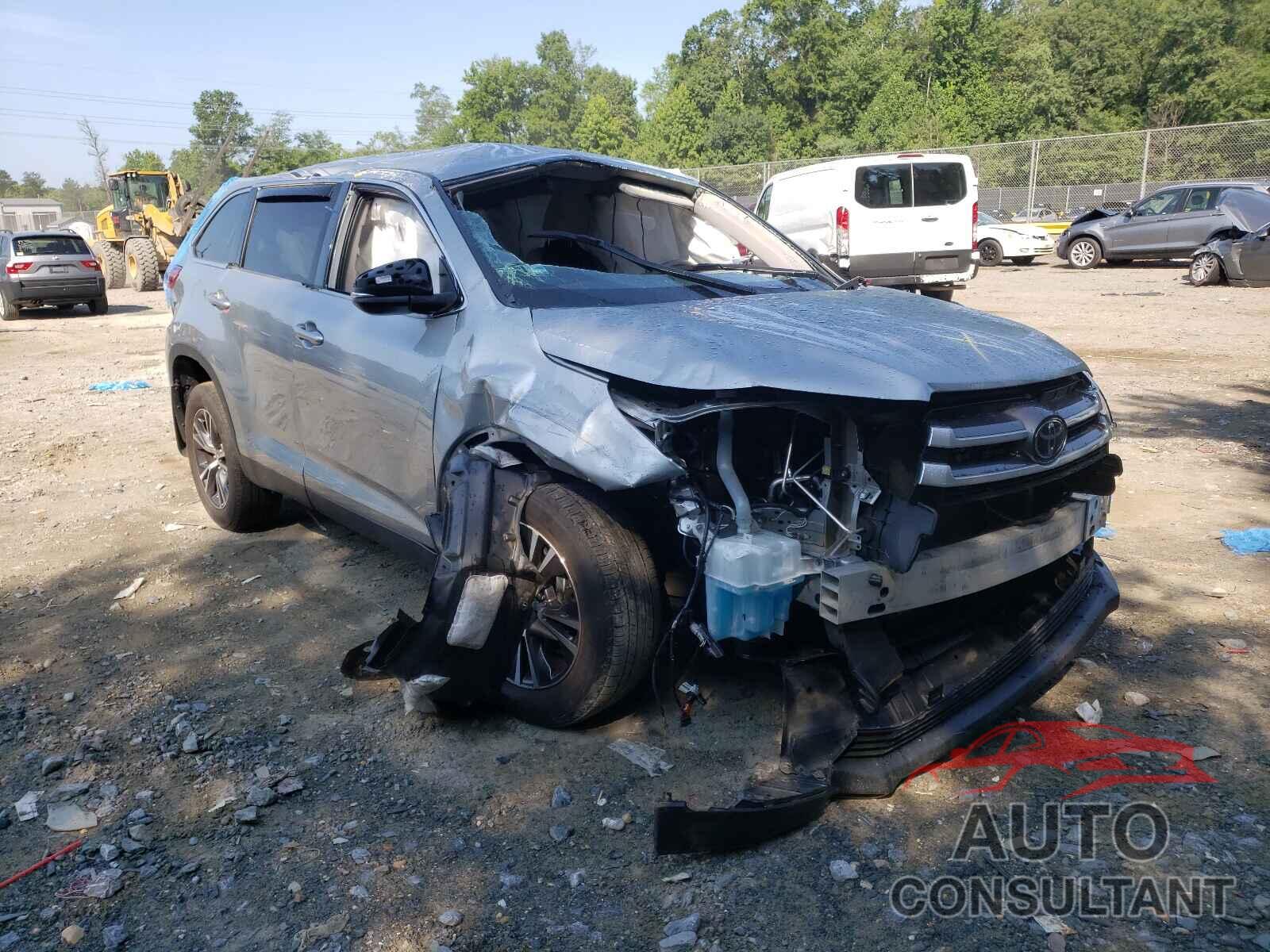 TOYOTA HIGHLANDER 2019 - 5TDBZRFHXKS944467