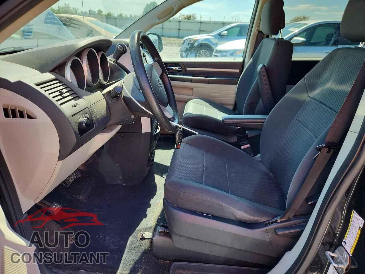 DODGE CARAVAN 2010 - 2D4RN4DE9AR443537