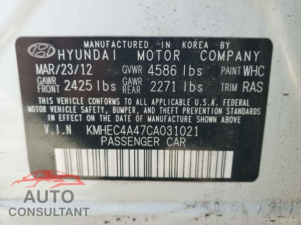 HYUNDAI SONATA 2012 - KMHEC4A47CA031021