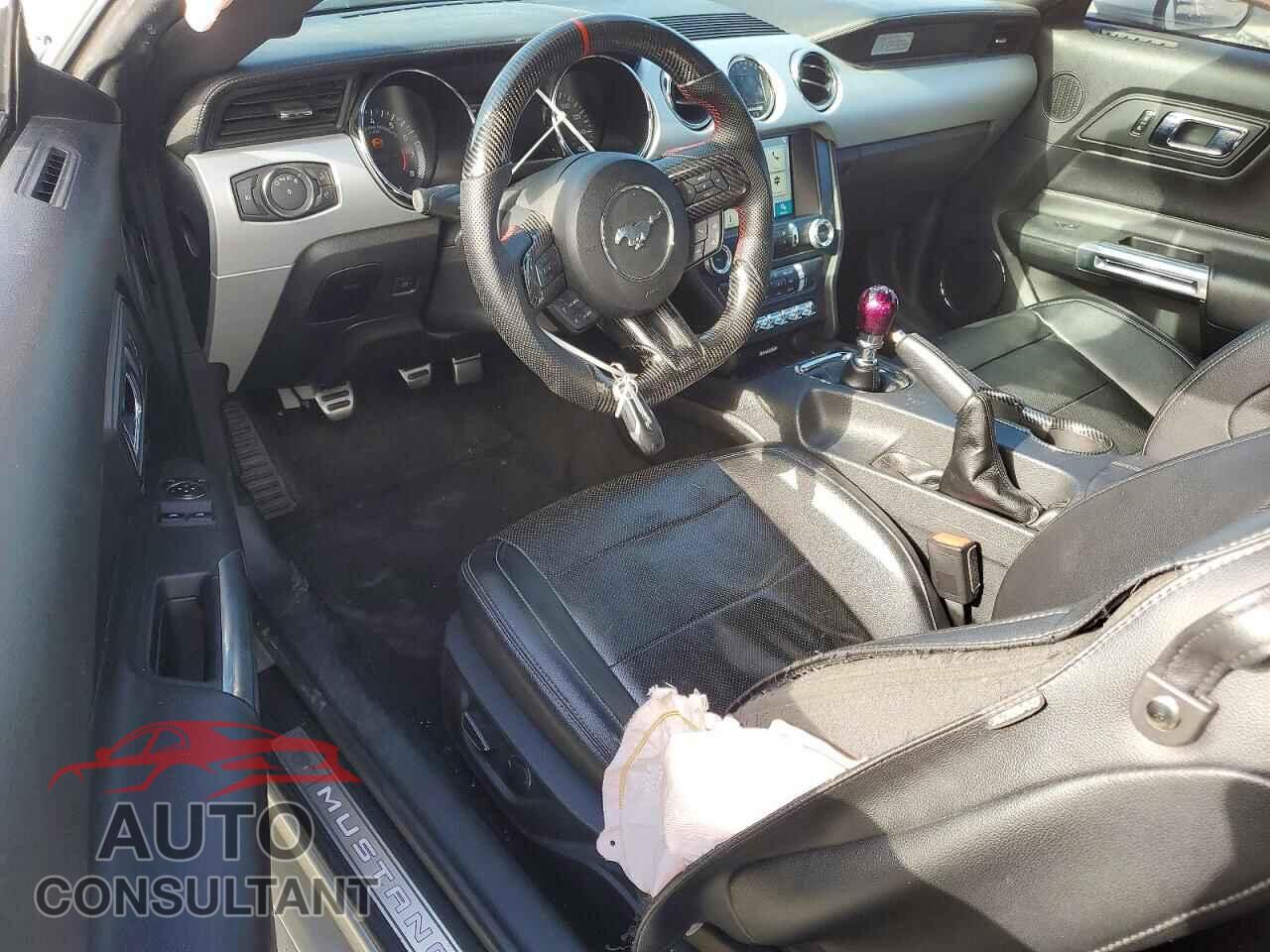 FORD MUSTANG 2017 - 1FA6P8CF3H5214344