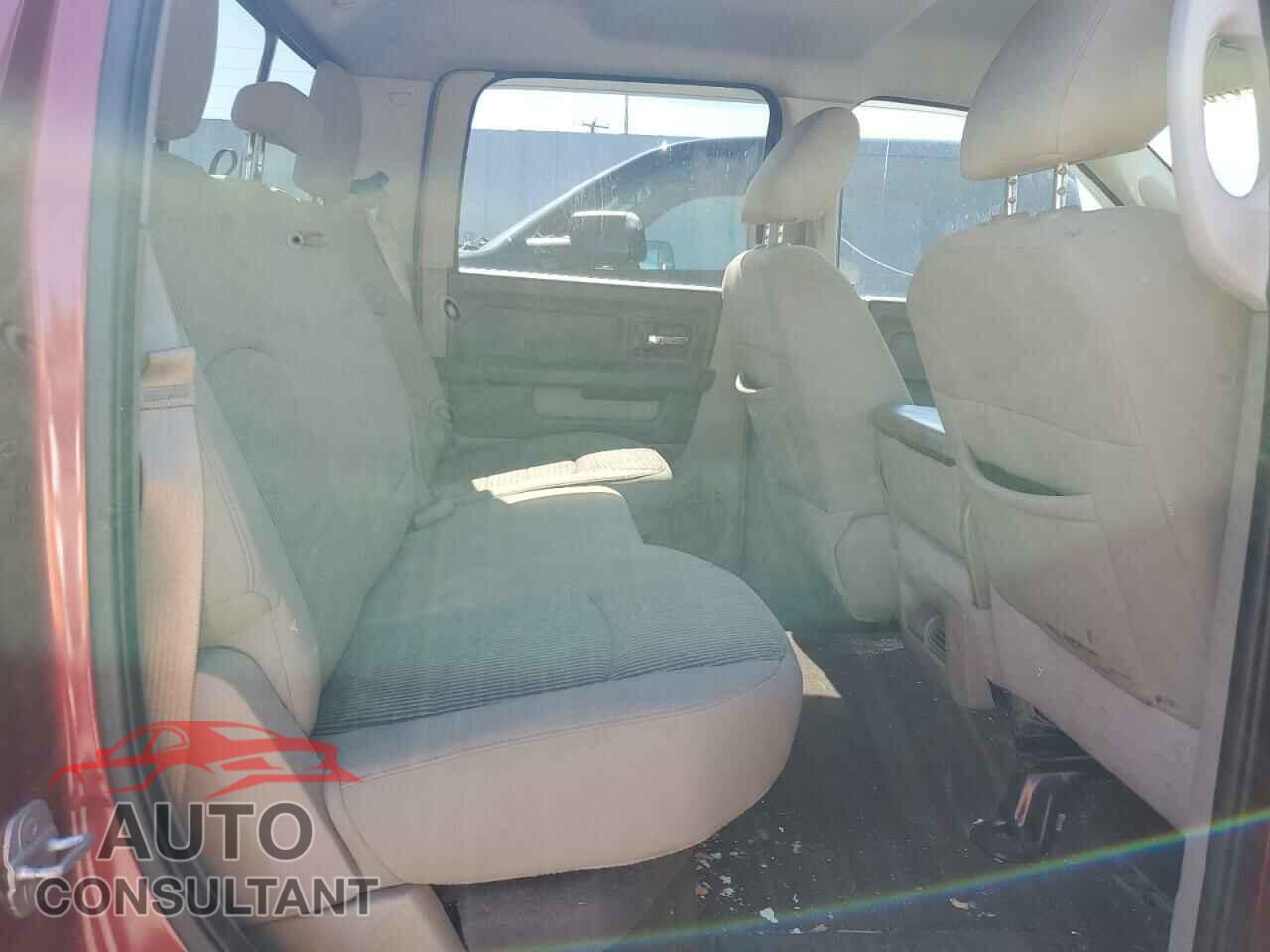 DODGE RAM 1500 2012 - 1C6RD7LT0CS197939