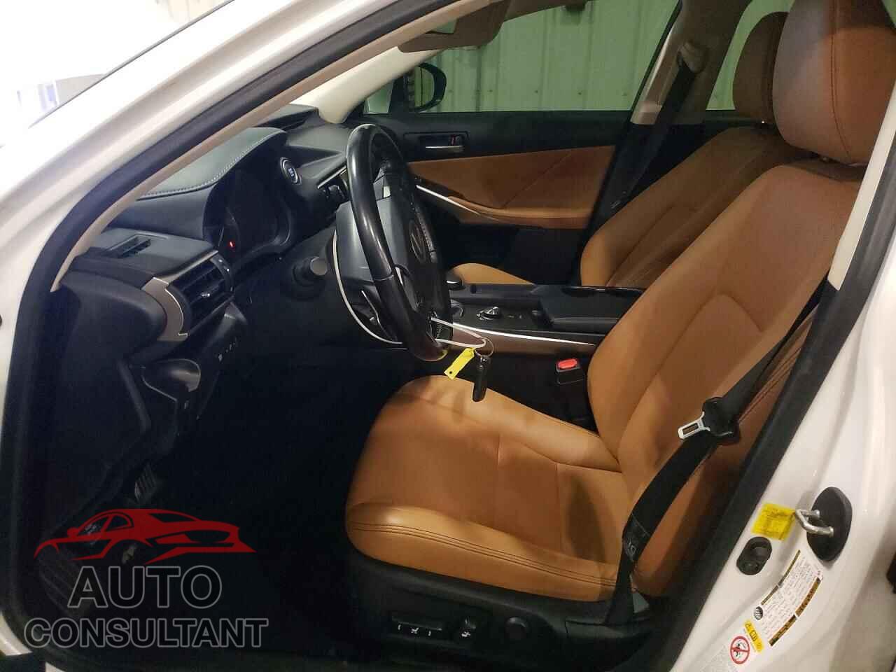 LEXUS IS 2017 - JTHCM1D25H5016968