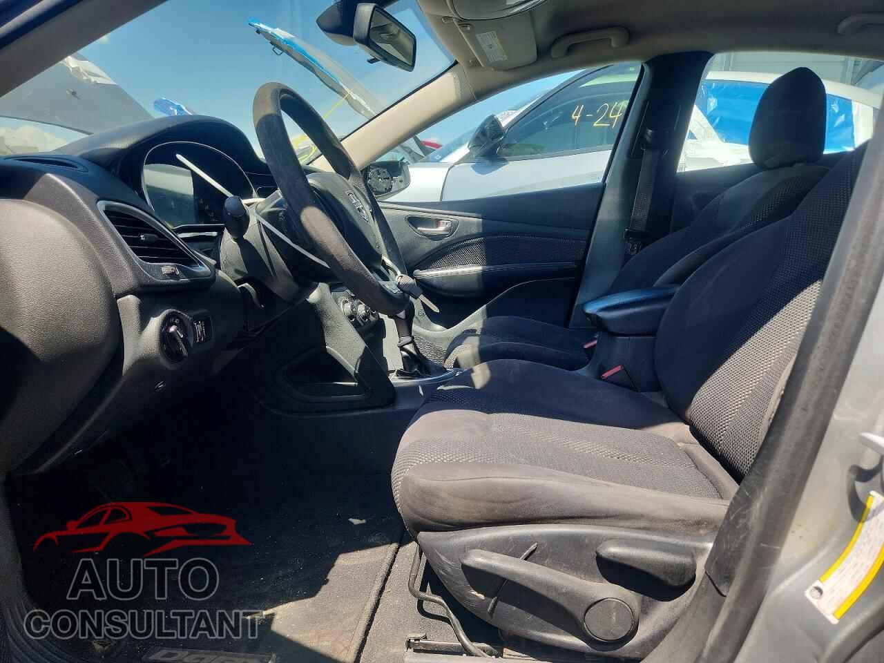 DODGE DART 2015 - 1C3CDFAA9FD311475