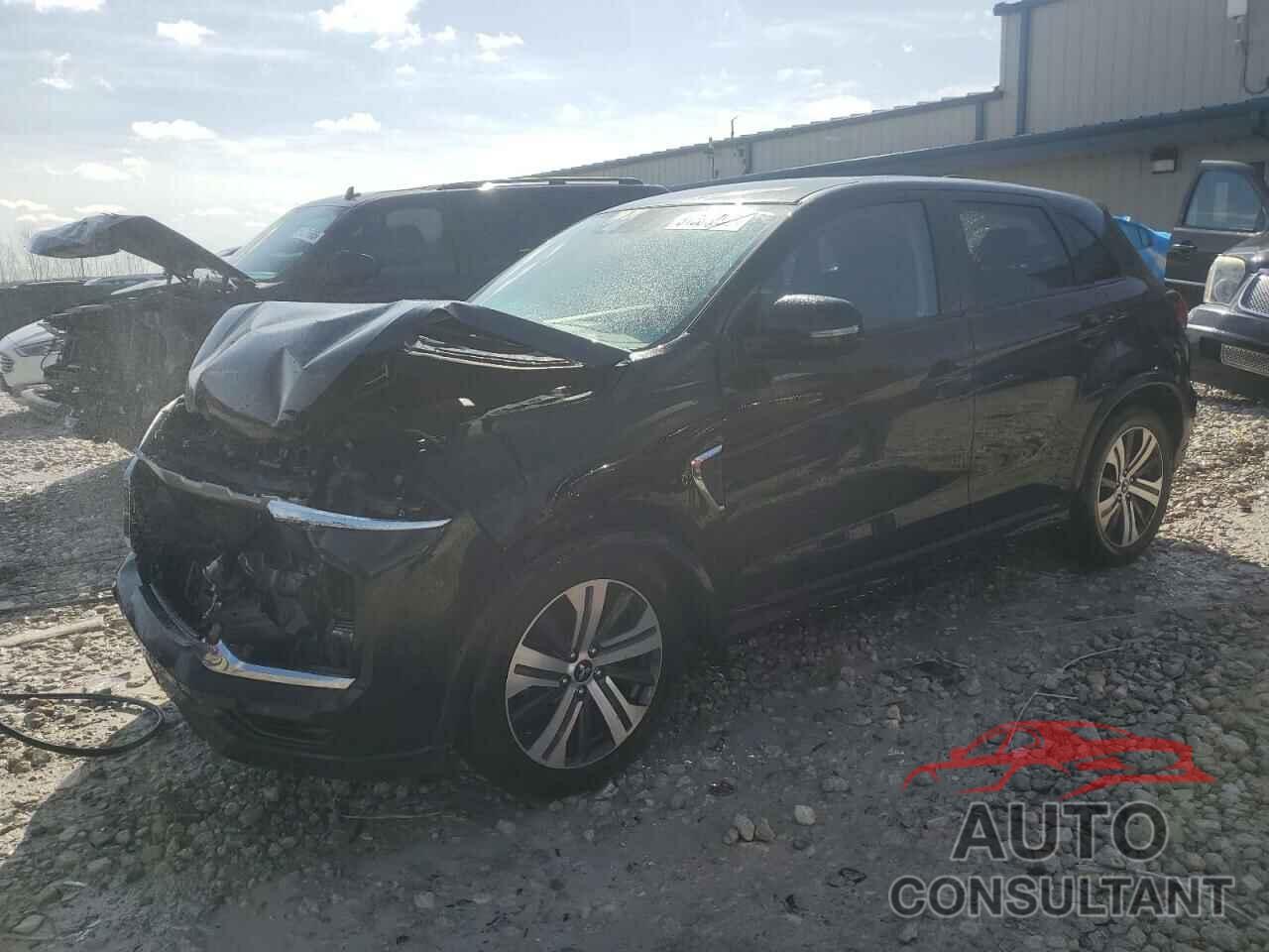 MITSUBISHI OUTLANDER 2021 - JA4ARUAU5MU019655