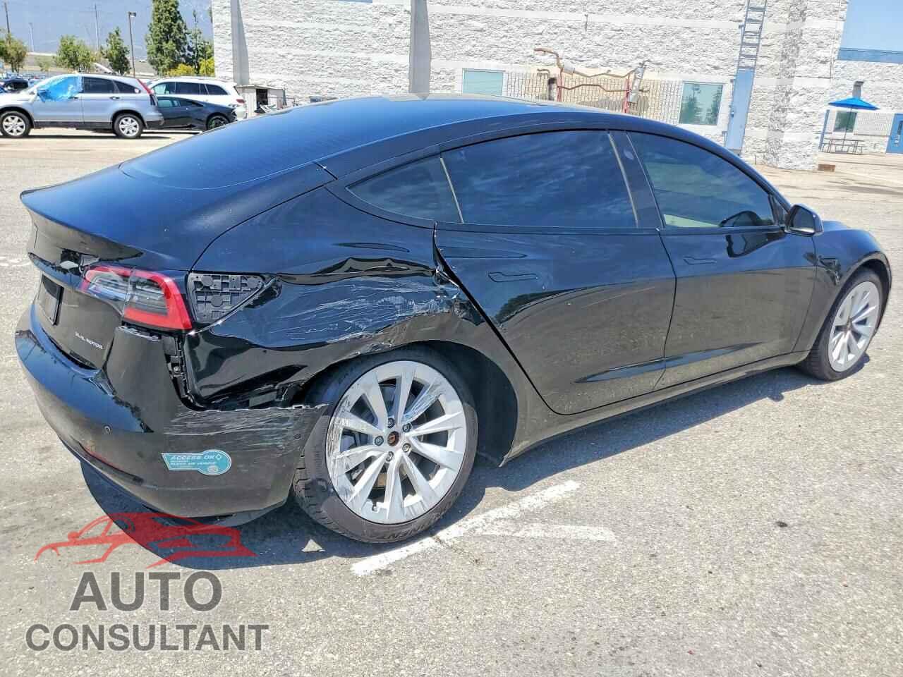 TESLA MODEL 3 2021 - 5YJ3E1EB2MF082142