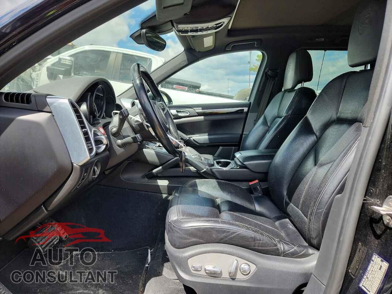 PORSCHE CAYENNE 2017 - WP1AA2A20HKA83554