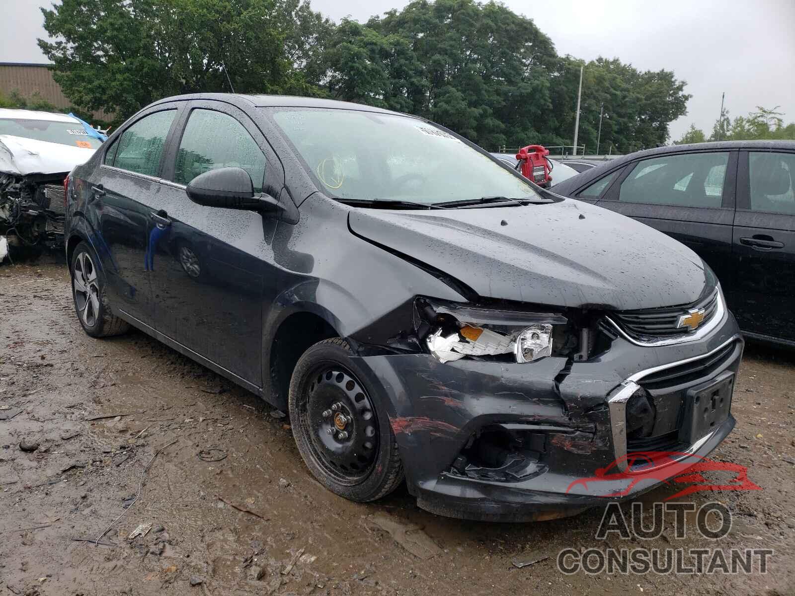 CHEVROLET SONIC 2019 - 1G1JF5SB4K4128003