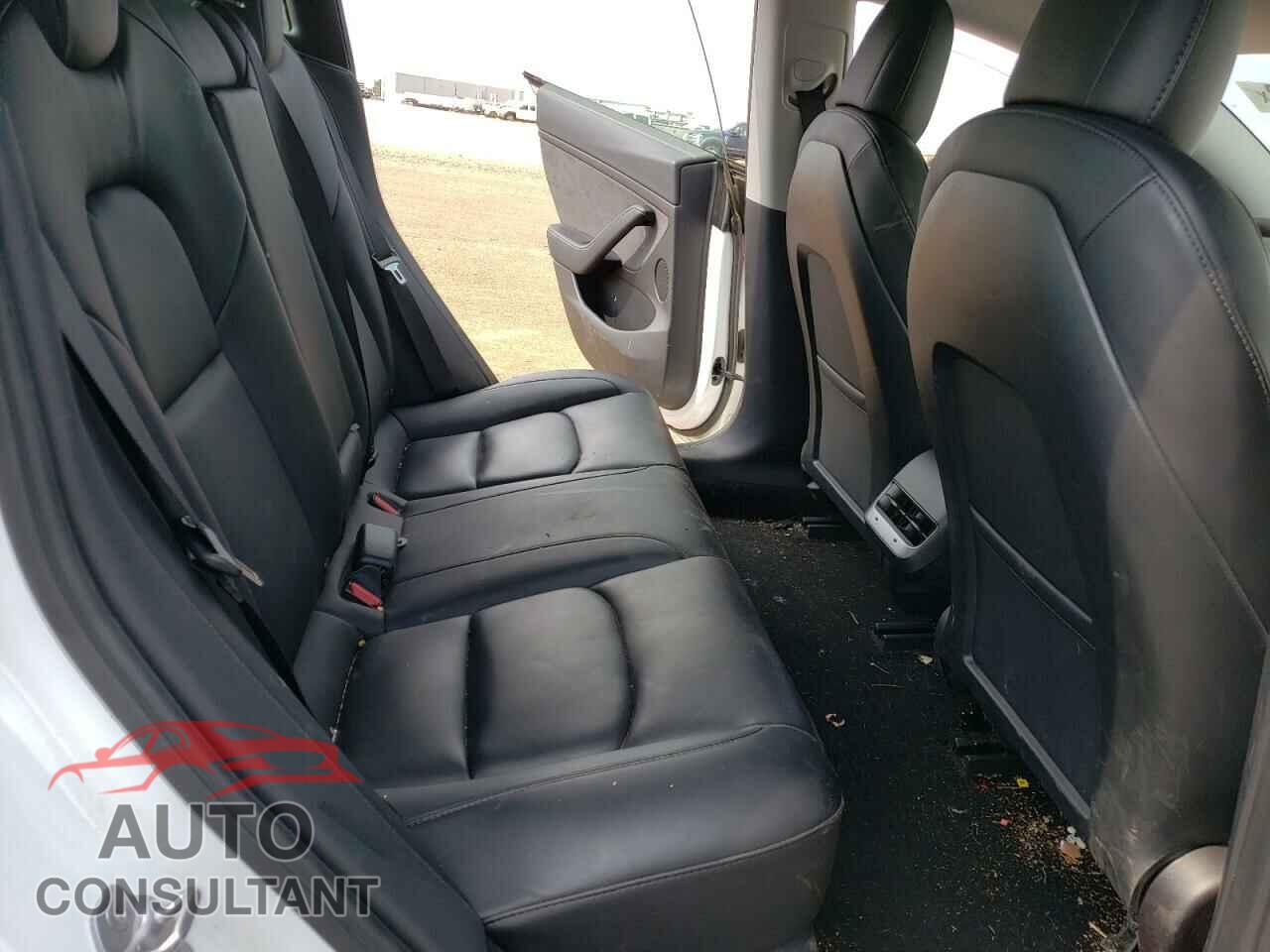 TESLA MODEL 3 2021 - 5YJ3E1EA2MF965357